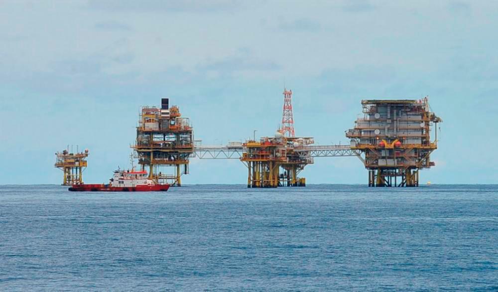 Petronas sees oil demand fragile and uncertain Petronas sees oil demand fragile and uncertain