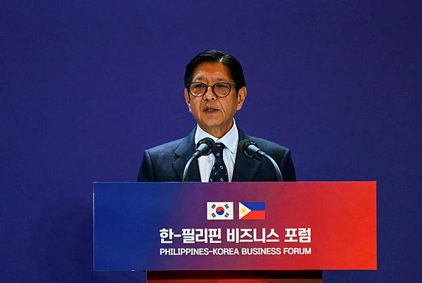 Philippines mandates four-day work week for government to save energy