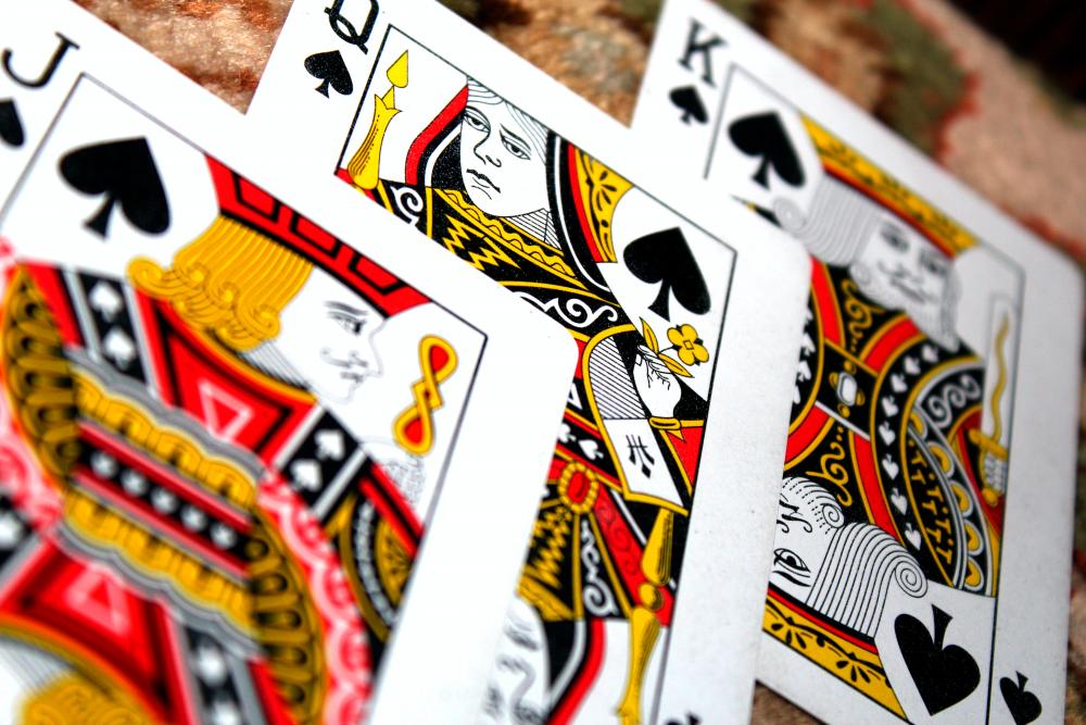 Police carried out 860 raids on gambling last year