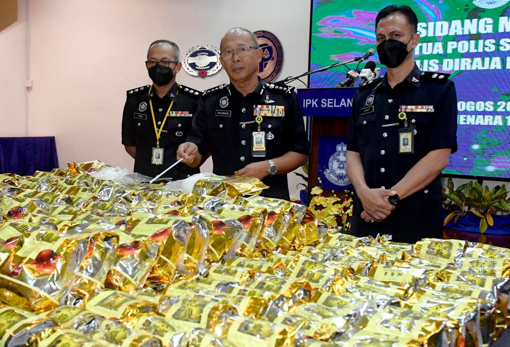 Police cripple drug-smuggling syndicate, syabu worth nearly RM11m seized