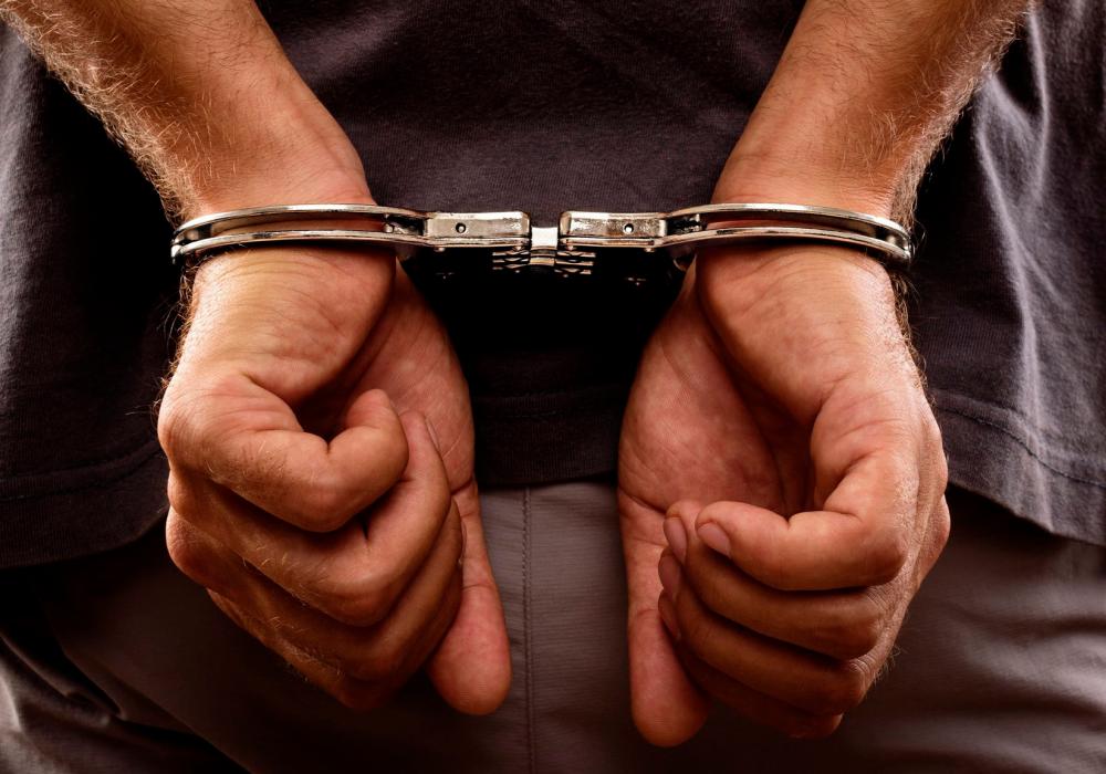Police solve 10 burglary cases in Tawau with arrest of eight illegal immigrants Police solve 10 burglary cases in Tawau with arrest of eight illegal immigrants
