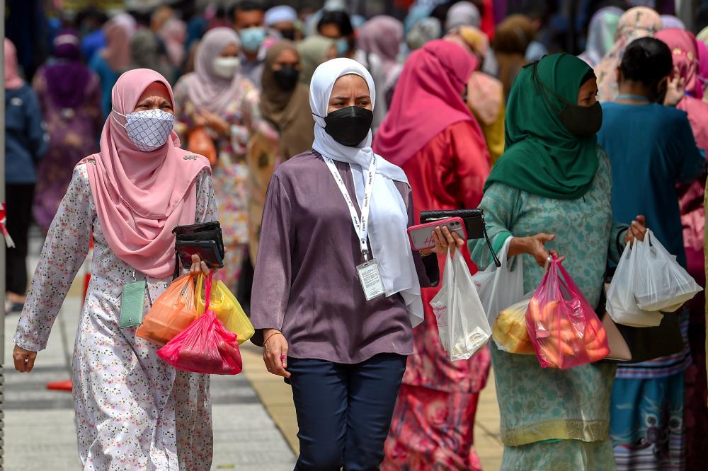 Polis nafi saman tidak dikenakan jika tidak pakai pelitup muka semasa Ramadan, Syawal