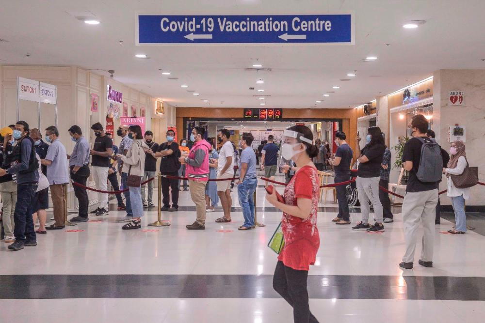 Politicians, healthcare experts not thinking alike, leading to erosion of public trust: Analyst Politicians, healthcare experts not thinking alike, leading to erosion of public trust: Analyst
