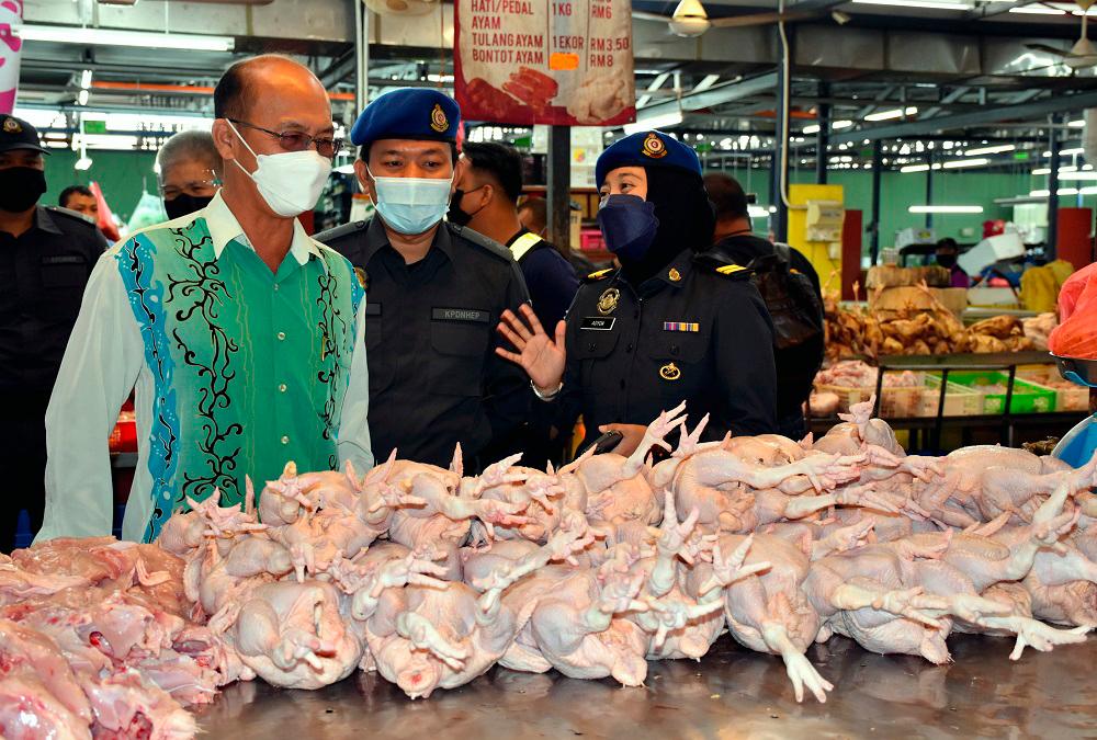 Price hike of goods in Melaka due to middlemen â Melaka exco