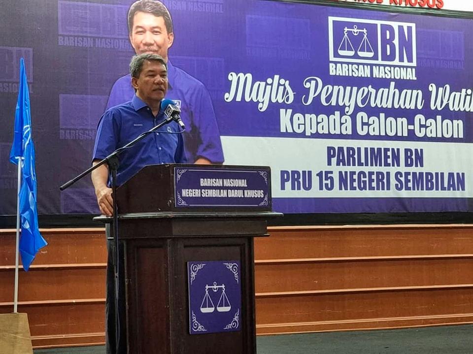 Propaganda ‘undi BN, undi Zahid jadi PM’ taktik terdesak burukkan BN: Mohamad