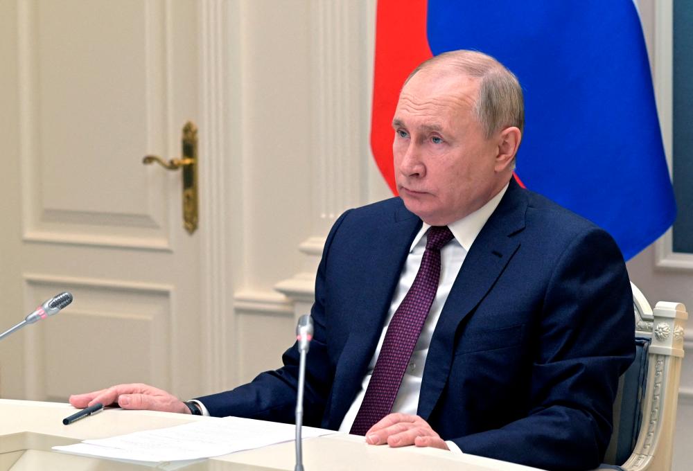Putin signs bills to annex four regions of Ukraine