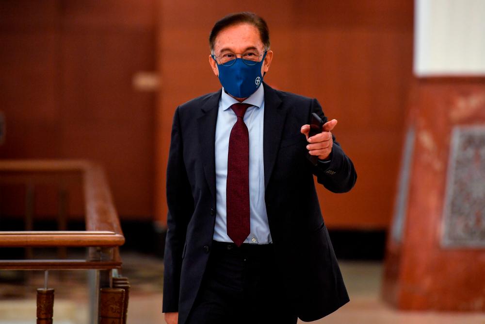 Putrajaya AMK wants police to probe allegations linking Anwar as Israeli agent