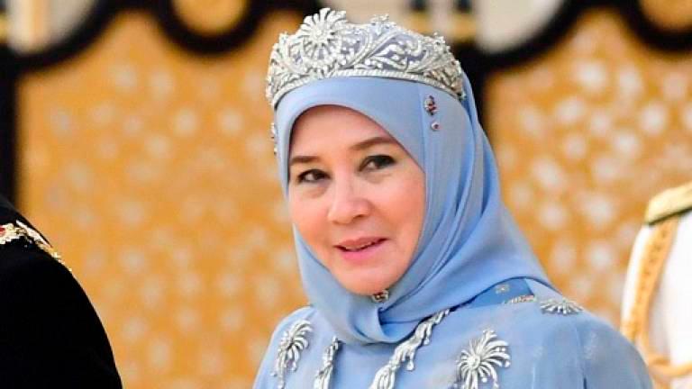 Raja Permaisuri Agong zahir ucapan terima kasih atas kerja keras pekerja wanita terutama barisan hadapan