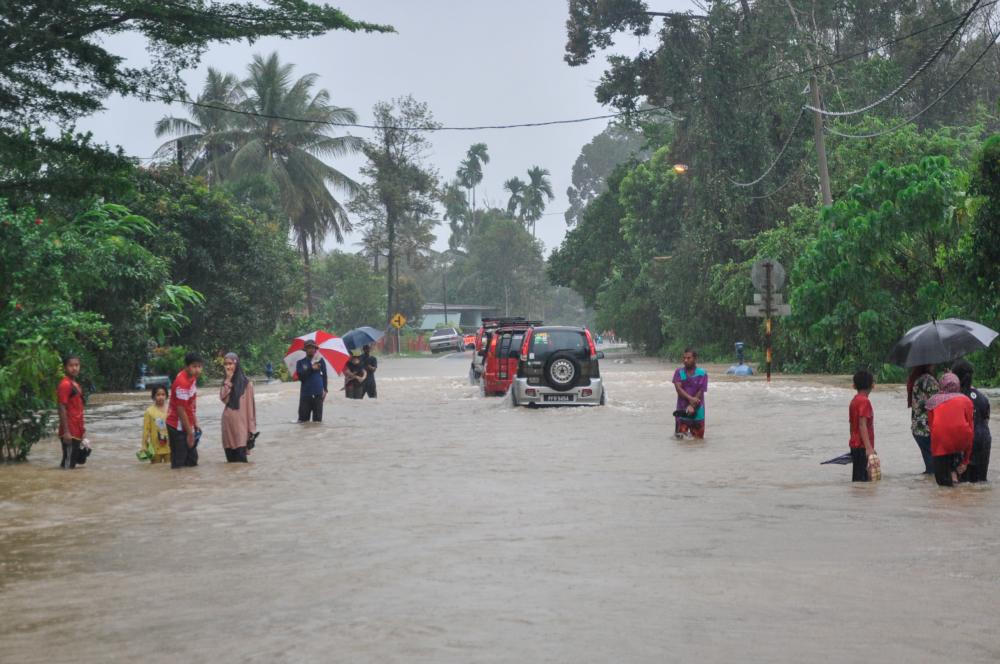 Religious agencies send aid mission to help flood victims in Terengganu, Kelantan