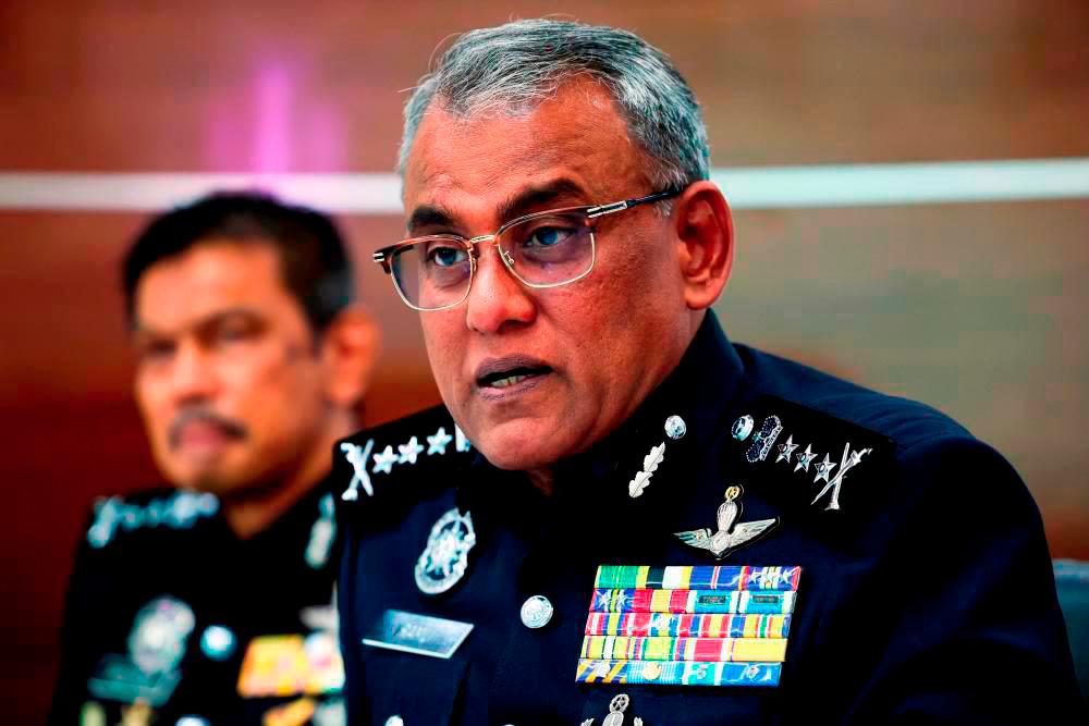 Religious teacher, tour agent lose more than RM128,613 in online scams