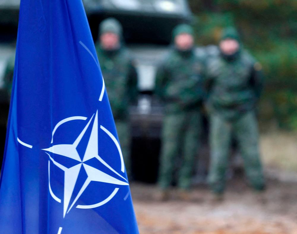Russia warns of WWIII if Ukraine joins NATO