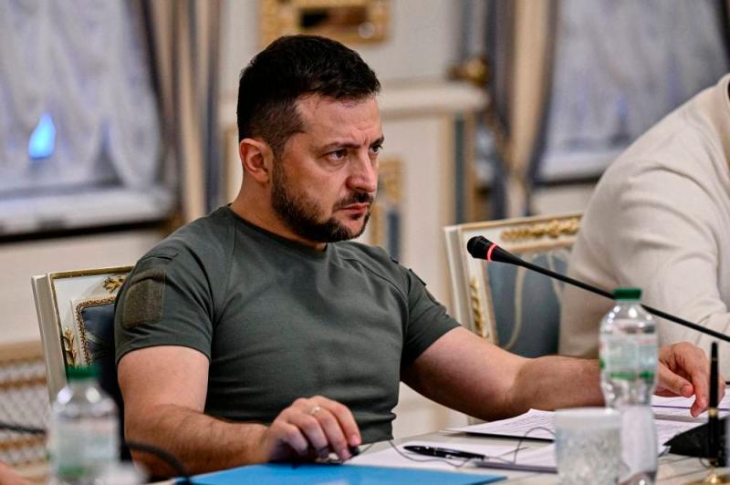 Russians engaging in mass theft of medical equipment, says Ukraine’s Zelensky Russians engaging in mass theft of medical equipment, says Ukraine’s Zelensky