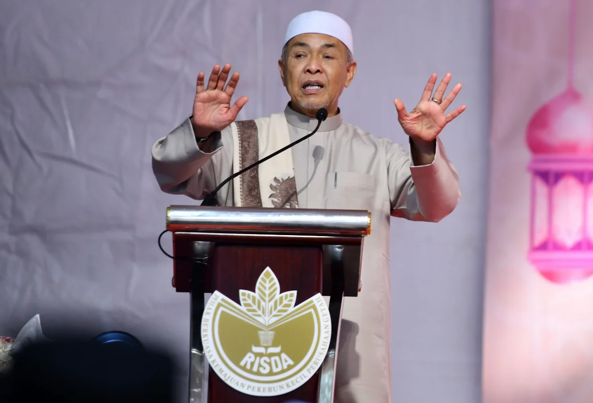 Ahmad Zahid urges Muslims to strengthen kinship this Aidilfitri