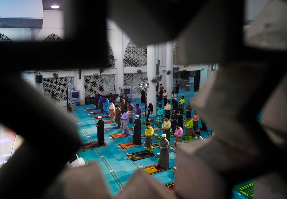 SOP untuk tunai solat Jumaat hanya terpakai di Selangor: Jakim