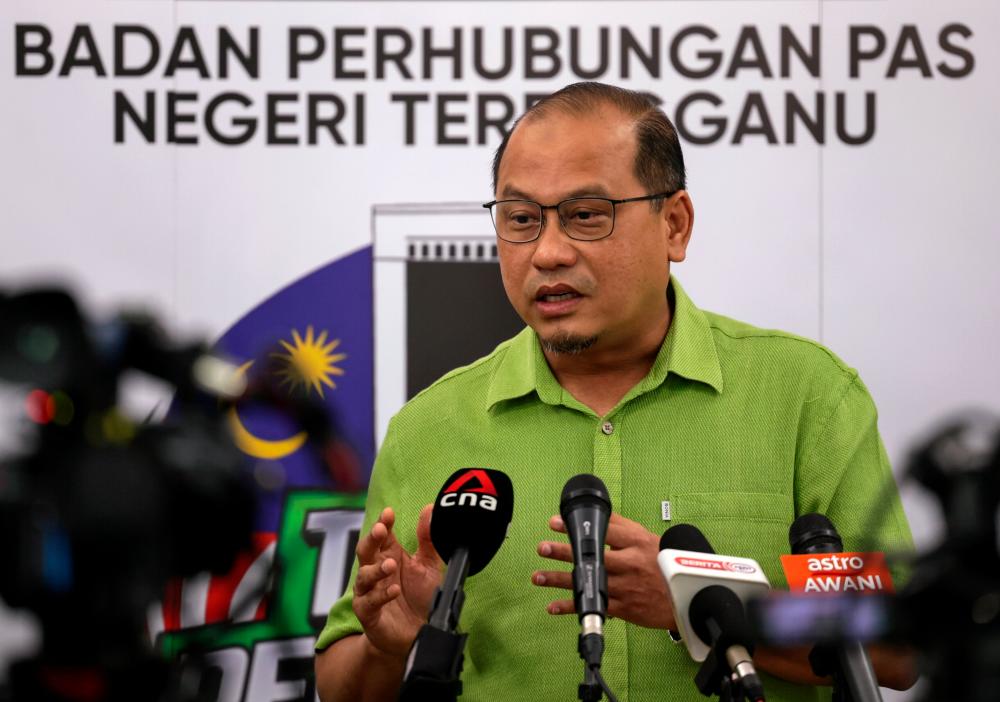Saman fitnah: Ahmad Amzad perlu fail pernyataan pembelaan 6 Feb Saman fitnah: Ahmad Amzad perlu fail pernyataan pembelaan 6 Feb