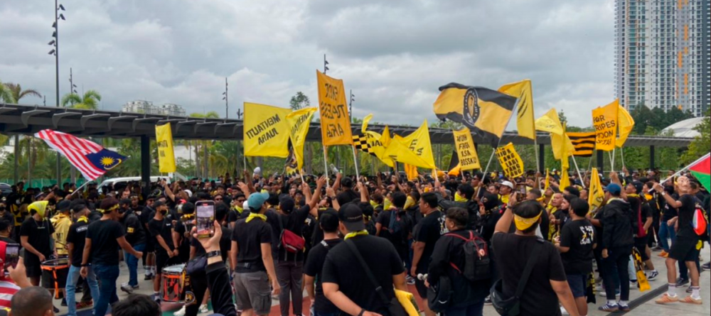 Sea of Malaysian football fans flood National Stadium Sea of Malaysian football fans flood National Stadium