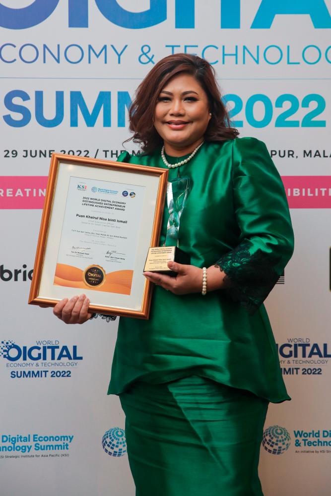 Sedania’s fintech CEO bestowed with lifetime achievement award Sedania’s fintech CEO bestowed with lifetime achievement award
