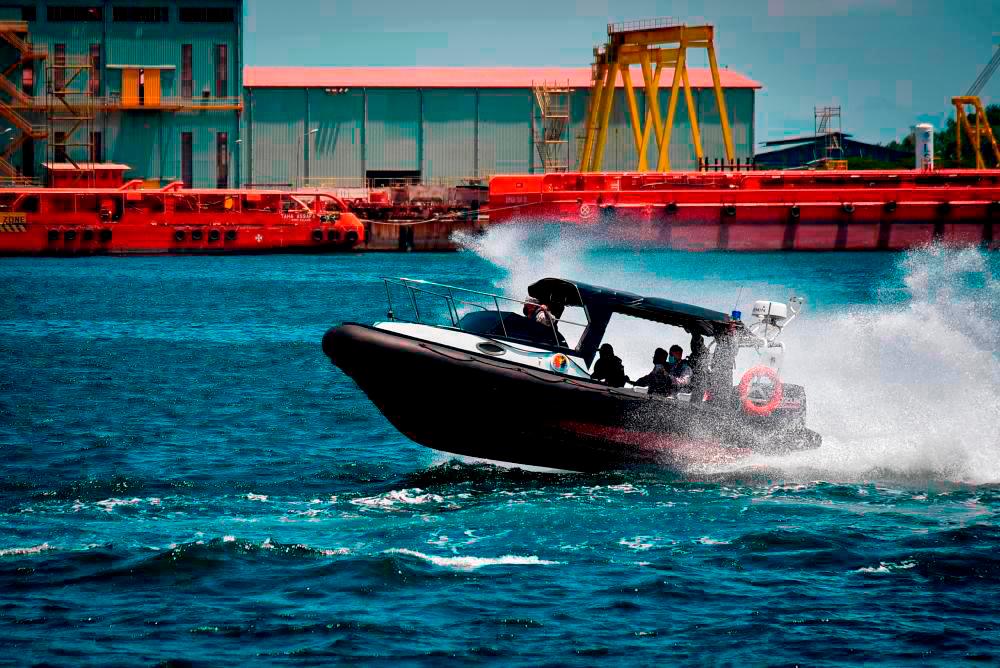 Selangor MMEA detain fishing boat with Myanmar crew ‘high’ on drugs