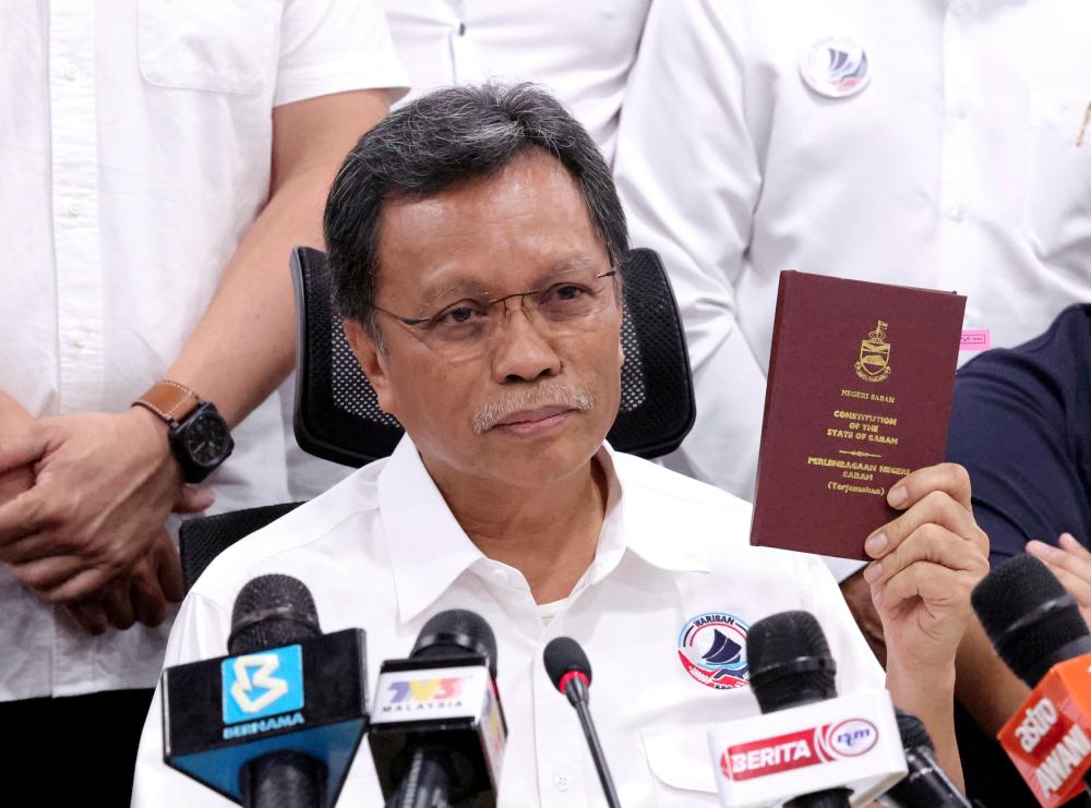 Shafie: Hajiji ‘desperate’ to maintain his position 
