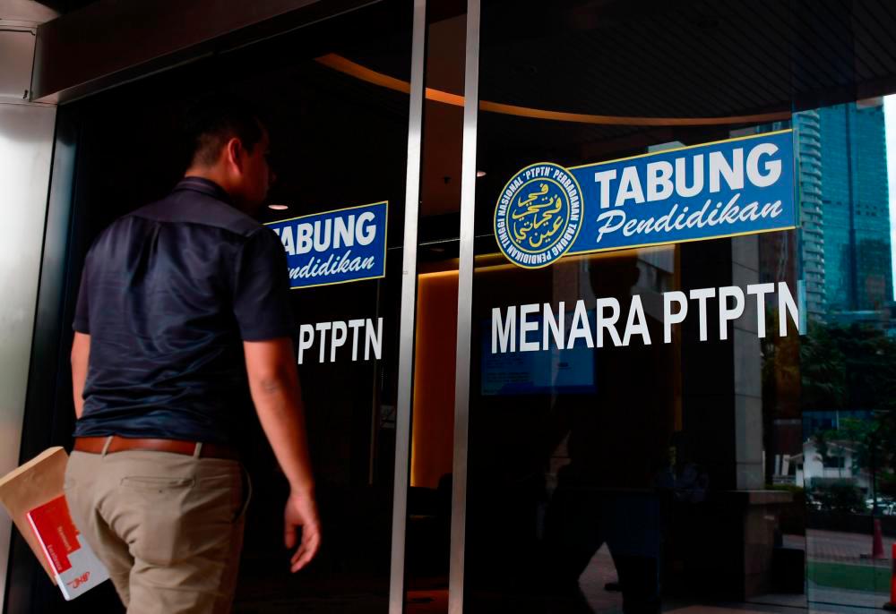 Siswazah Ijazah Sarjana Muda Kelas Pertama dapat pengecualian bayar balik pinjaman PTPTN: PM