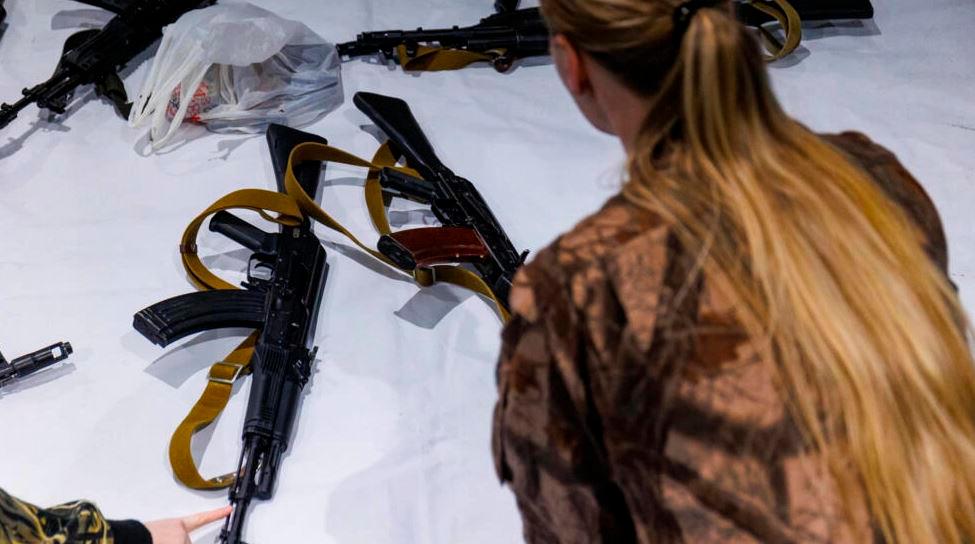 Spurred by Ukraine fight, Russia’s ‘Women’s Guard’ learn to shoot Spurred by Ukraine fight, Russia’s ‘Women’s Guard’ learn to shoot