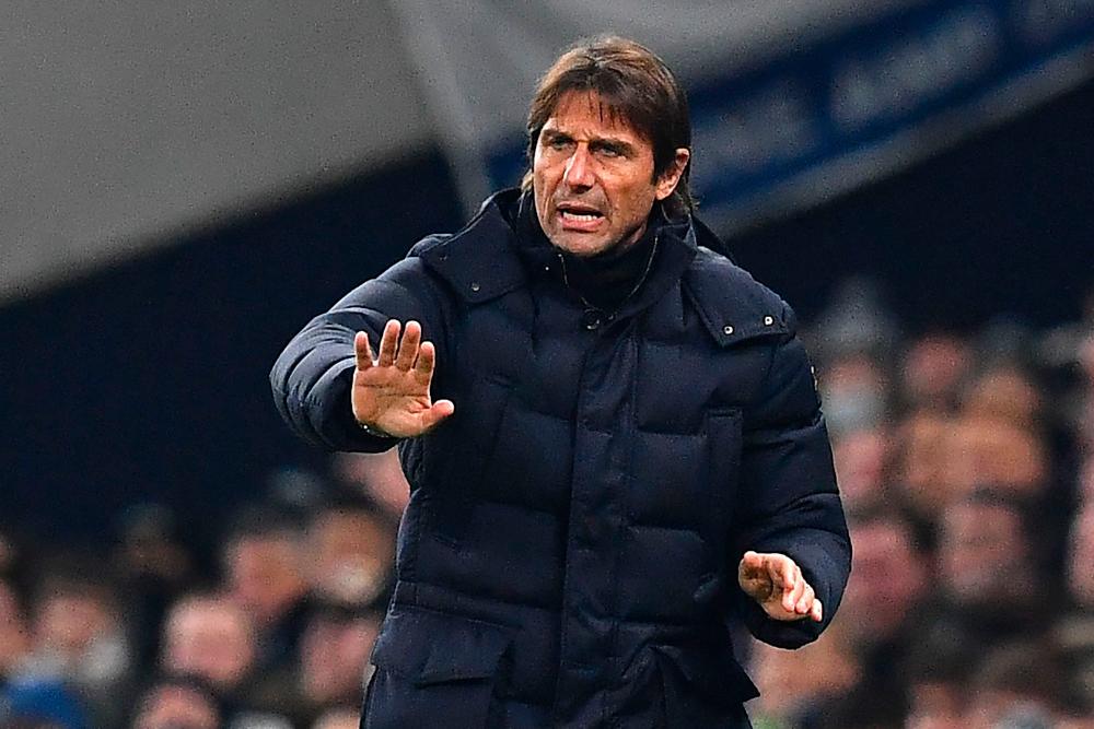 Spurs boss Conte to have surgery to remove gallbladder Spurs boss Conte to have surgery to remove gallbladder