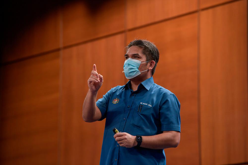 Student rotation to reduce risk of infection, ease monitoring in schools â Radzi Student rotation to reduce risk of infection, ease monitoring in schools â Radzi
