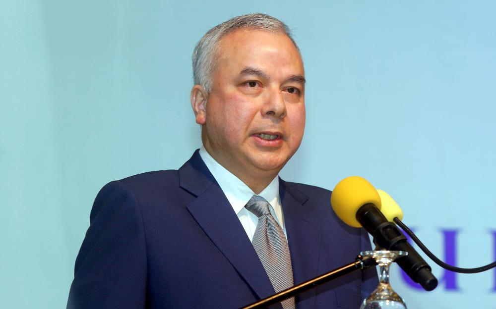 Sultan Nazrin consents to putting on hold demolition of Surau Al-Karamah Sultan Nazrin consents to putting on hold demolition of Surau Al-Karamah