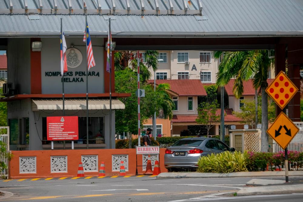 Sungai Udang prison EMCO: New prisoners trigger cluster