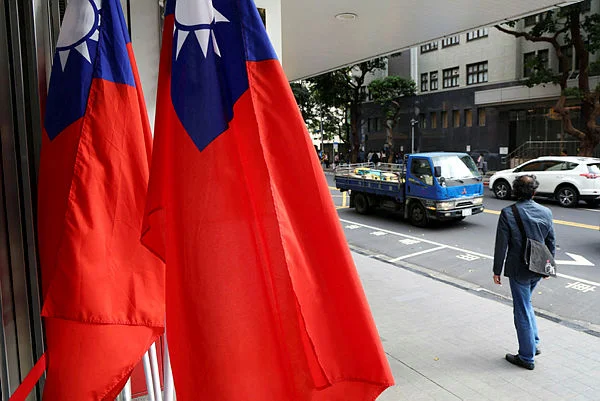 Taiwan rebuffs China's energy security offer tied to reunification