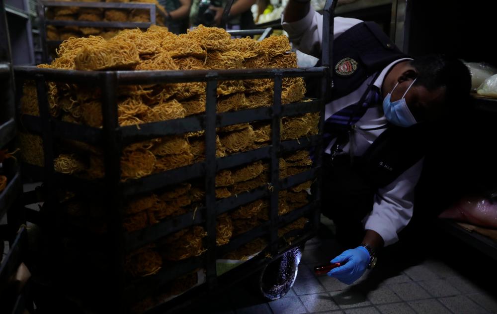 Tak patuh tahap kebersihan : Tiga kilang makanan diarah tutup