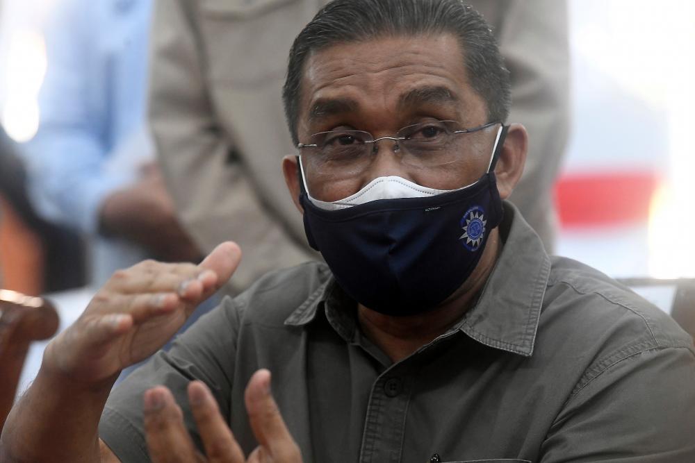 Takiyuddin jalani kuaratin kendiri selepas disahkan jadi kontak rapat individu positif Covid-19