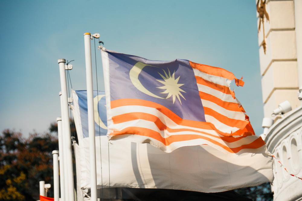 Ten climbers to raise Malaysian flag atop Everest
