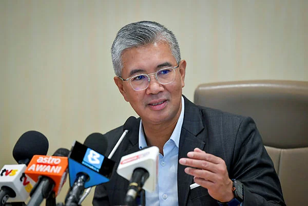Tengku Zafrul hails women as catalysts for change and inspiration