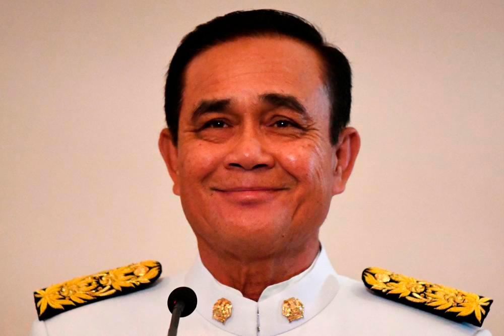 Thailand: Mahkamah gantung tugas Prayuth tunggu semakan had penggal lapan tahun