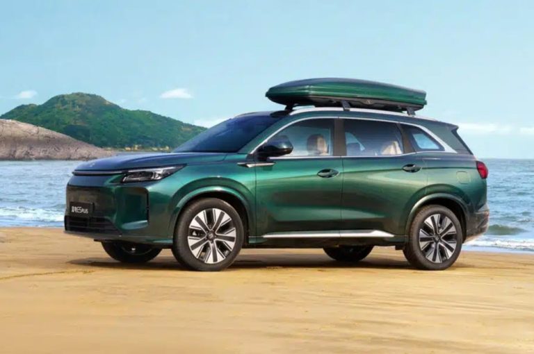 Are we about to welcome the Seres E5 plus 7-seater PHEV SUV in Malaysia?