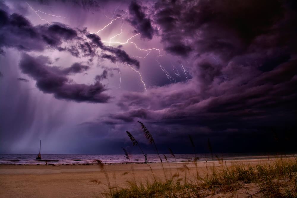 Thunderstorms in northern waters of Malacca Straits pose danger to fishermen