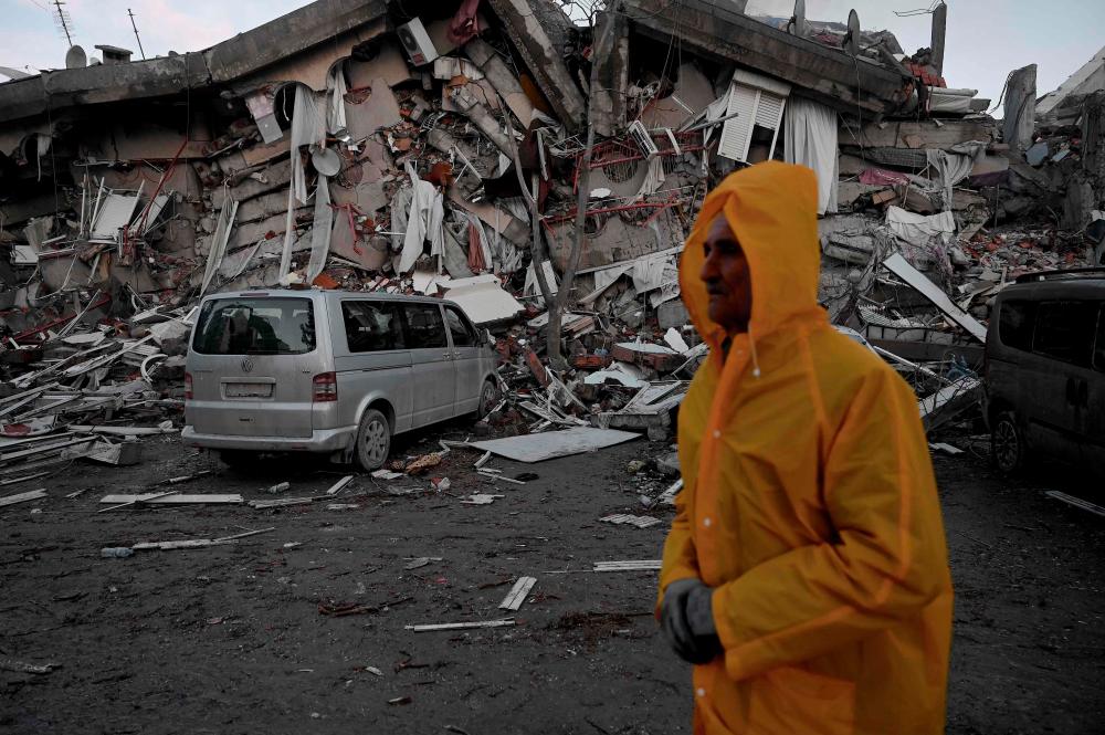 Türkiye isytihar darurat tiga bulan di beberapa wilayah akibat gempa bumi
