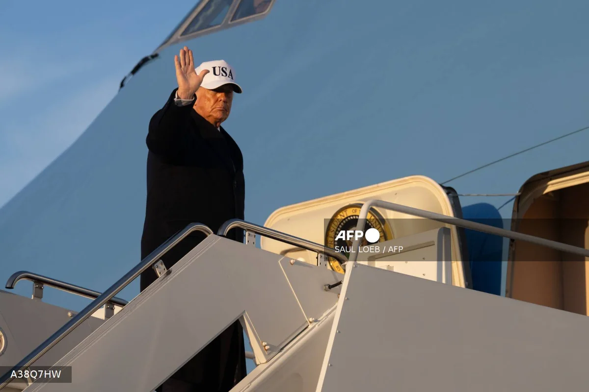 Trump says Iran 'totally defeated', 'wants a deal' he won't accept