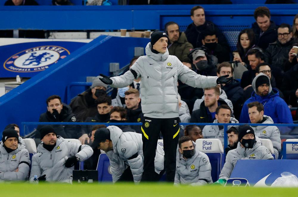 Tuchel urges fans to ‘show respect’ after Rudiger hit by missile Tuchel urges fans to ‘show respect’ after Rudiger hit by missile