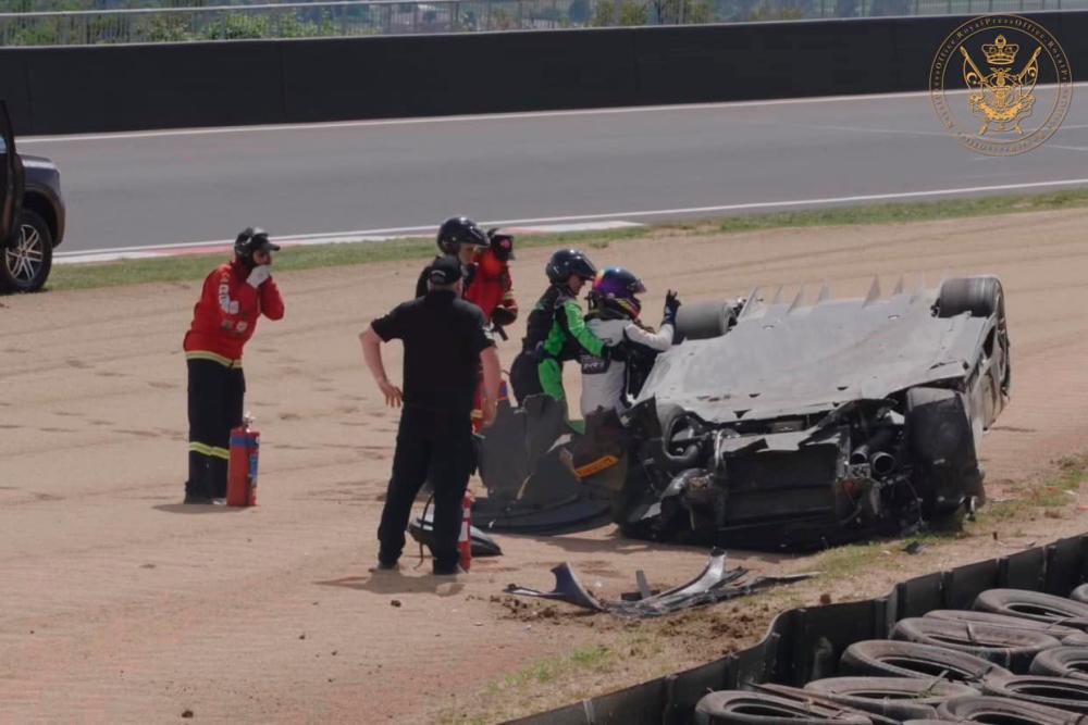 Tunku Putera of Johor escapes from injuries in high speed crash at Australian GT
