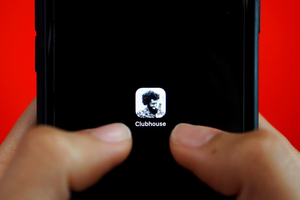 Twitter held talks for $4 bln takeover of Clubhouse - Bloomberg News