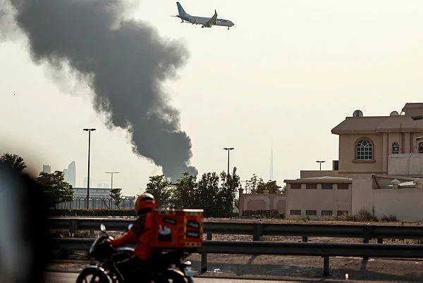 UAE-IRAN-US-ISRAEL-WAR Qatar says intercepts missile attack, explosions heard in Dubai