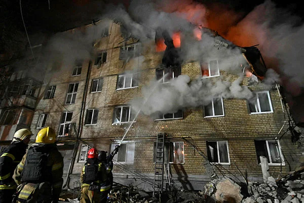 Russian rains missiles and drones on Ukraine, killing six