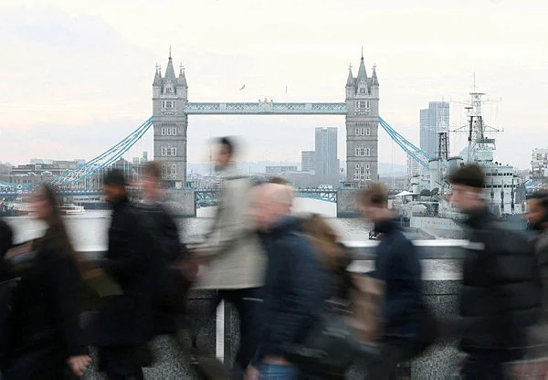 UK eyes targeted aid for households hit by energy price surge