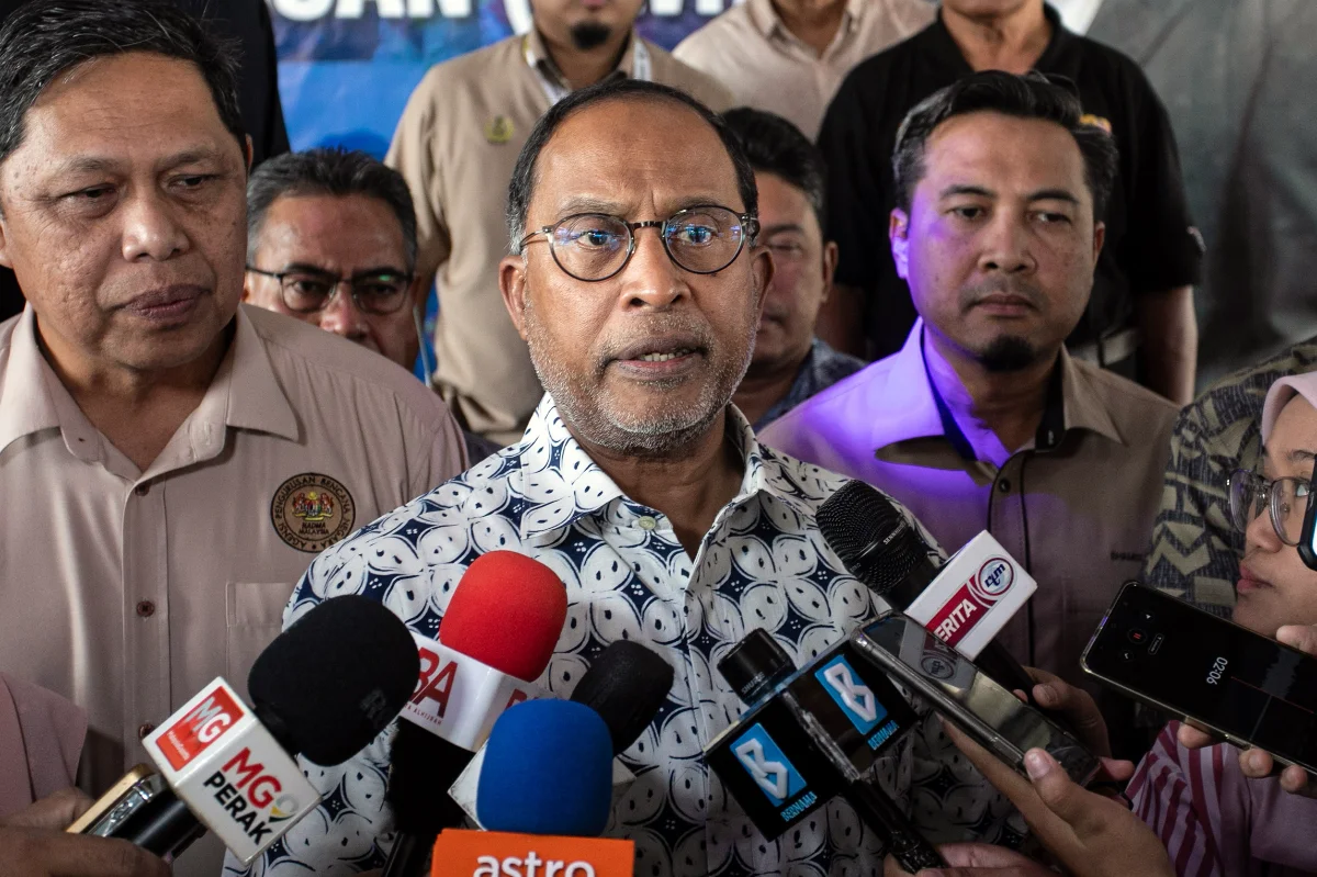 UMNO_s__Rumah_Bangsa__open_to_all_who_wish_to_join_the_party__says_Zambry UMNO's 'Rumah Bangsa' open to all who wish to join the party, says Zambry