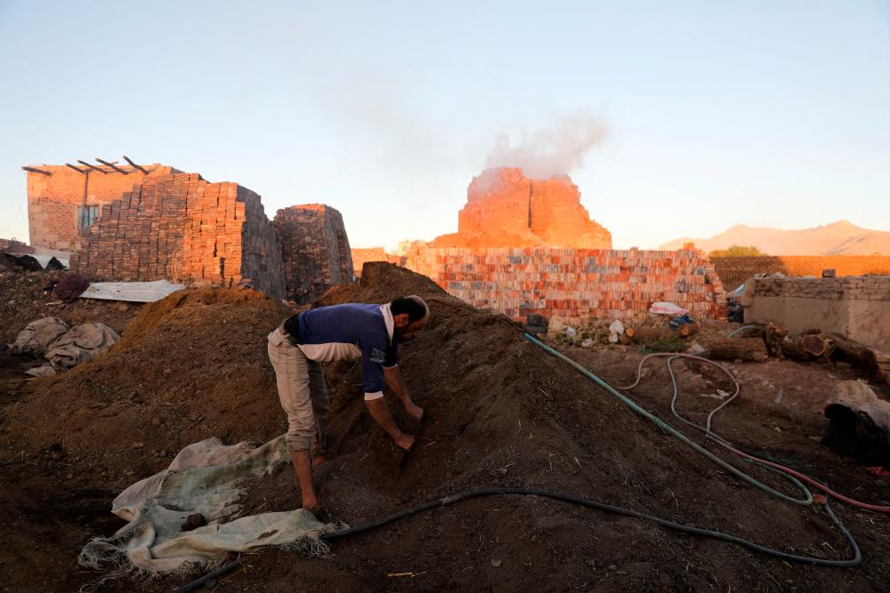 UN urges Yemen govt to allow new equipment for Sanaa airport