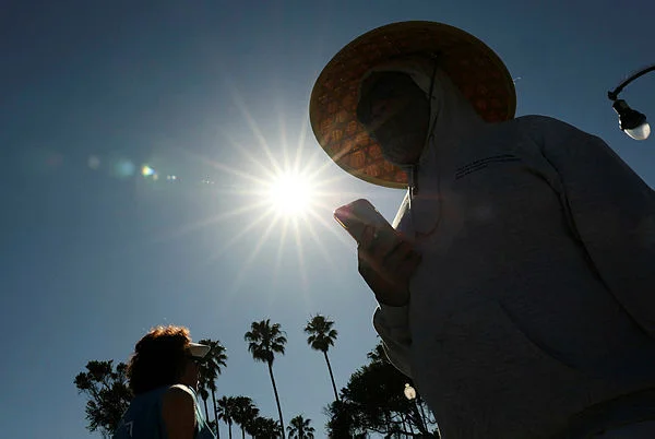 US-CLIMATE-ENVIRONMENT-WEATHER-HEAT- Record-breaking heat wave grips western US