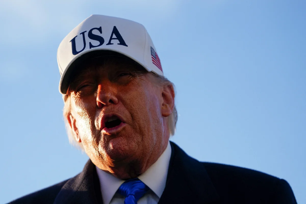 US-PRESIDENT-TRUMP-LEAVES-WASHINGTON-FOR-WEEKEND-IN-FLORIDA-231917__1_