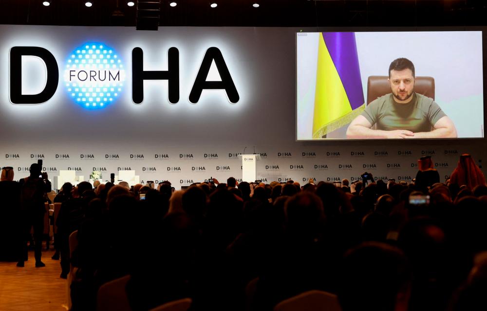 Ukraine leader demands Western nations give arms, asks if they're afraid of Moscow